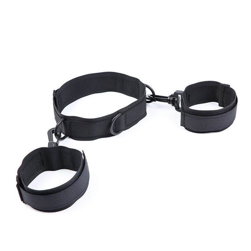 OHMAMA FETISH – MANETTE E COLLETTO IN NYLON
